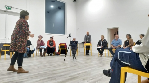 בגוף ראשון 02.jpg